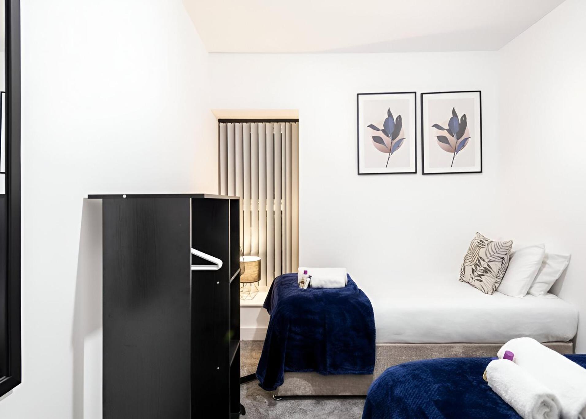 Cozy Vibes Refined 2Br Flat Apartment Bury  Exterior photo